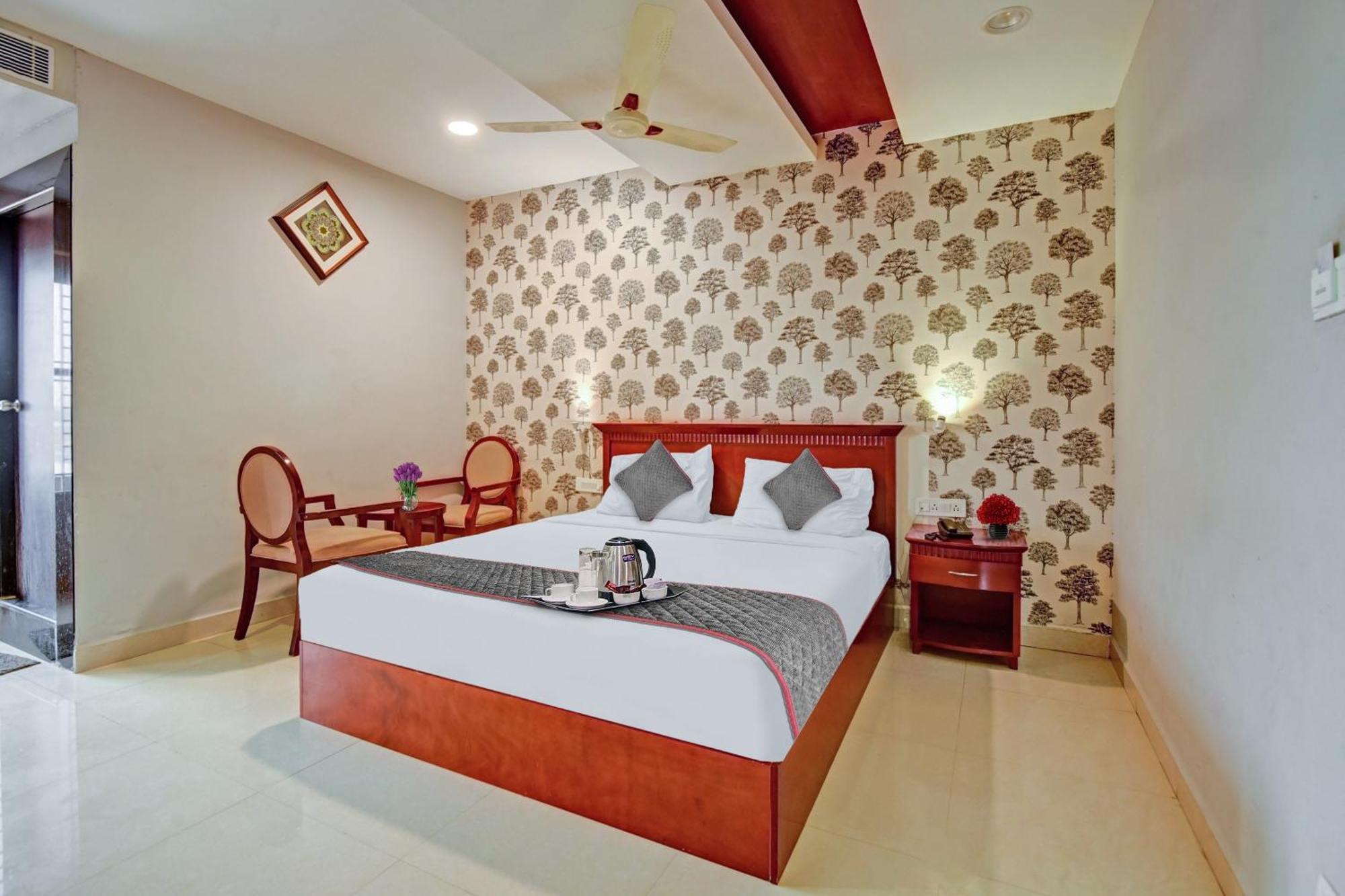 Collection O Oth Sri7 Inn Anantapur Exterior foto